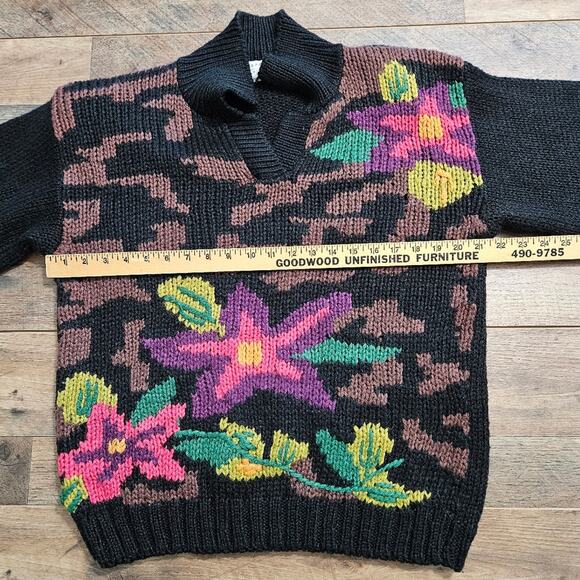 Palm Springs Yacht Club Knit Sweater Chunky Black Floral Pullover Grannycore - Picture 12 of 13